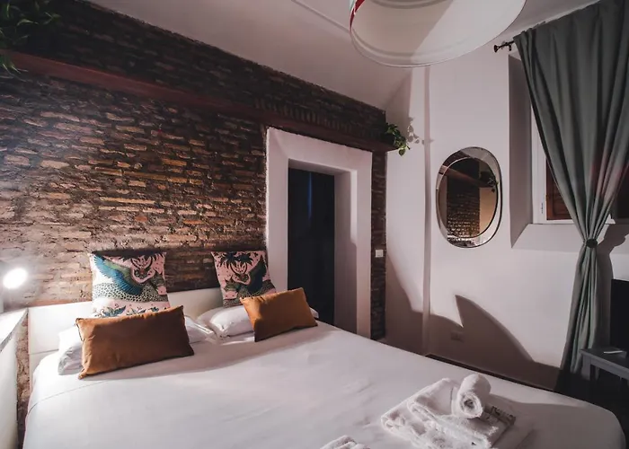 Apartamento La Vetrina, The Renaissance Charme Of Piazza Navona *