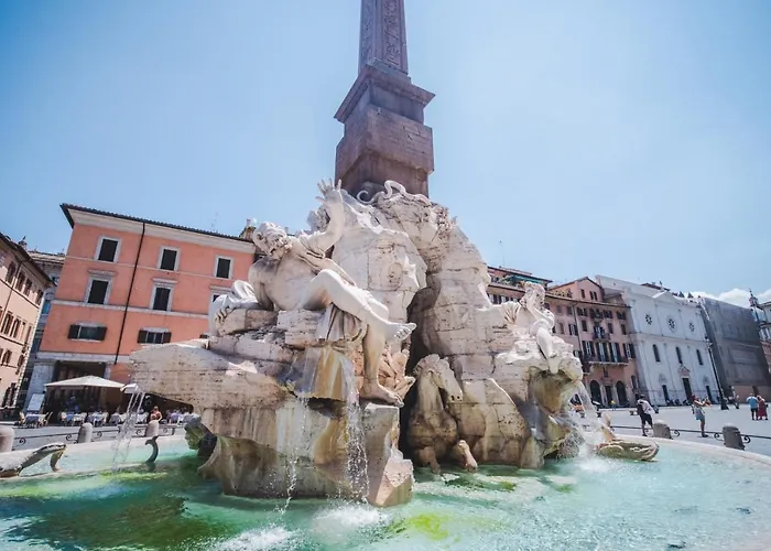 La Vetrina, The Renaissance Charme Of Piazza Navona